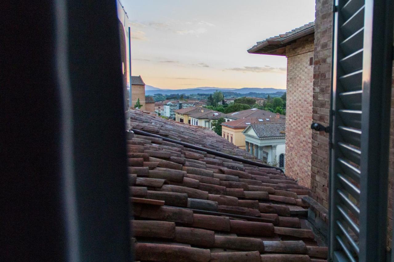 B&B Paradiso N.4 Siena Exterior photo